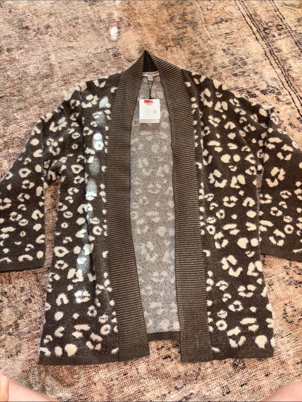 NWT Open-Front Leopard Print Cardigan Sweater - Gray/White